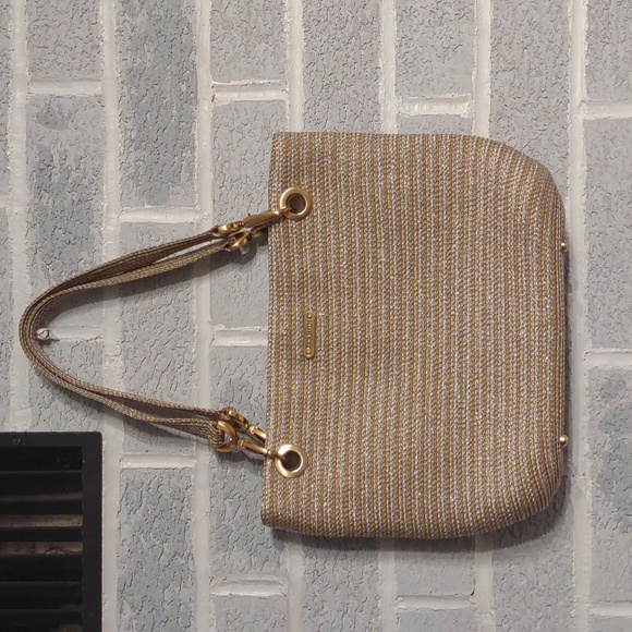 Eric Javits Women's Gold Handbag Tote Bag Purse Magnetic Closure - Picture 3 of 16